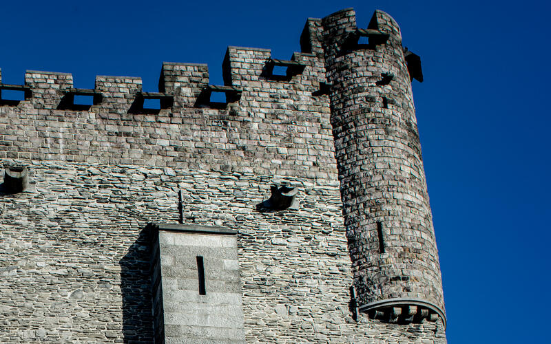 kanteel van het kasteel